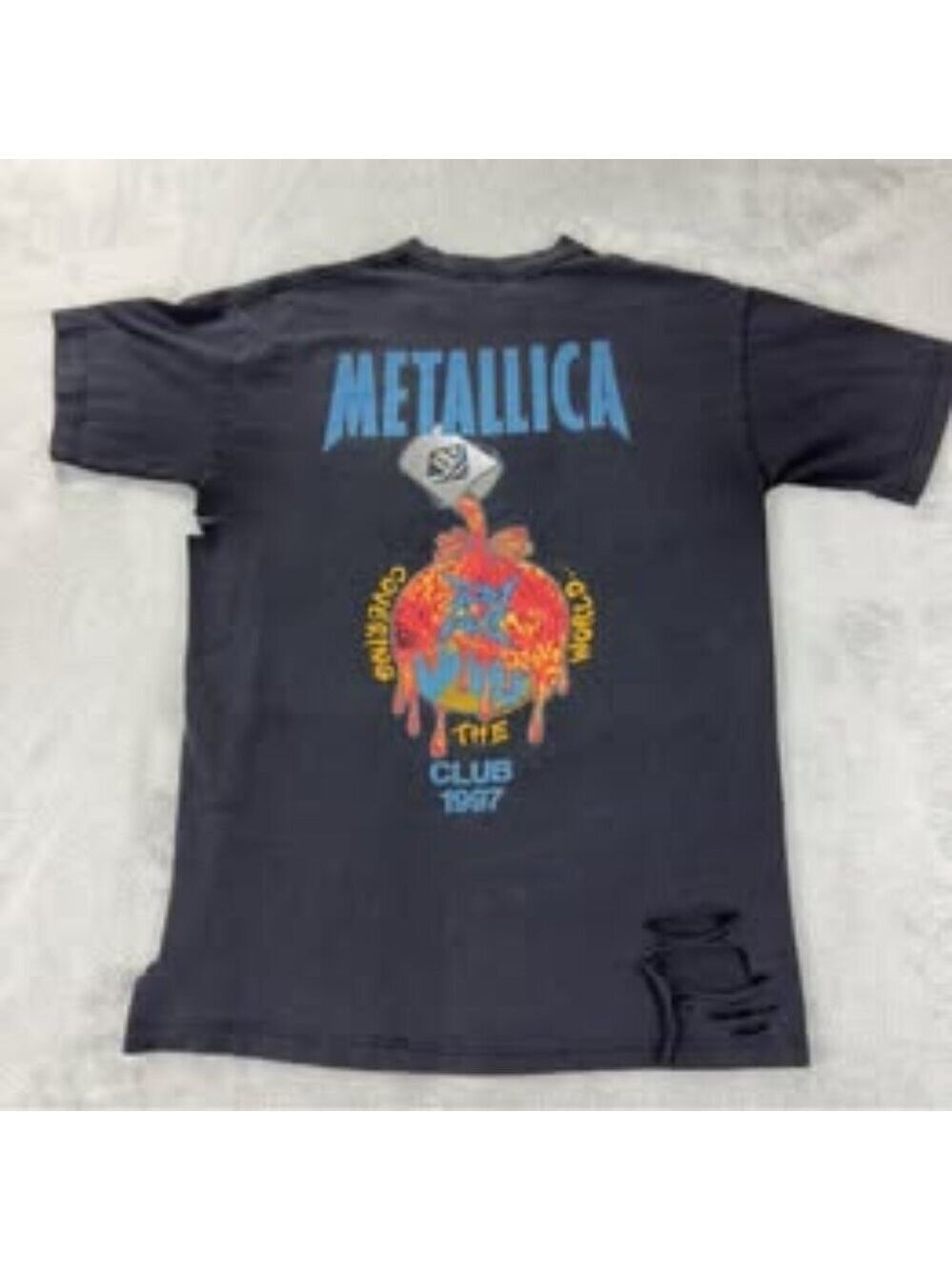 VTG Metallica Covering the World Club 1997 Giant Tag Men's Sz Large Distressed